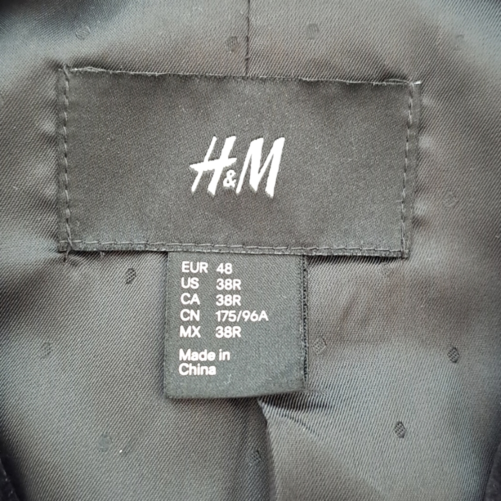 Men's Velvet Blazer - Picture 2 of 3
